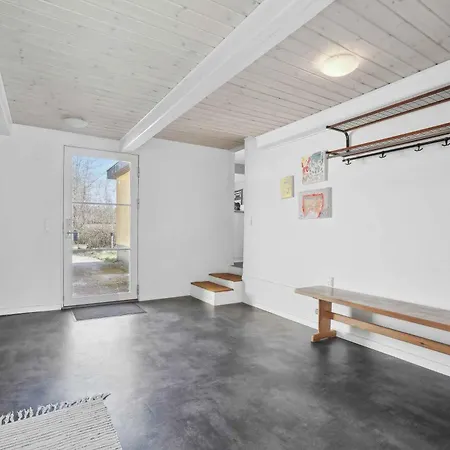 Βίλα Spacious On A Large Natural Plot Langedeby