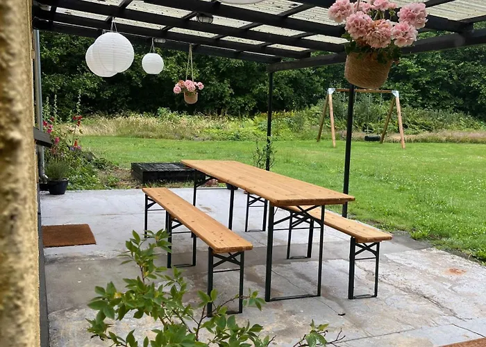 Spacious On A Large Natural Plot ヴィラ Neksø